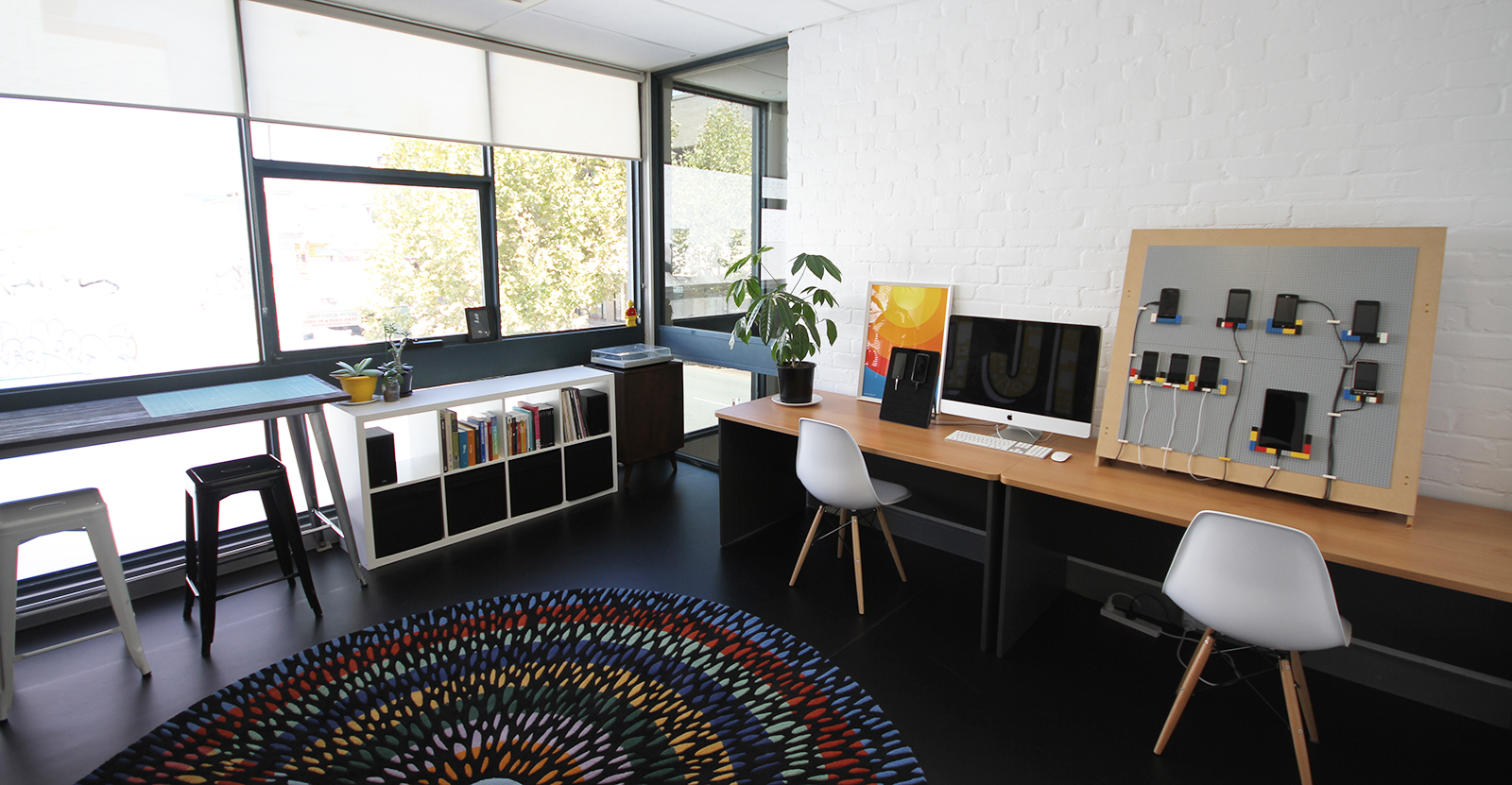 /images/device-lab-1.jpg